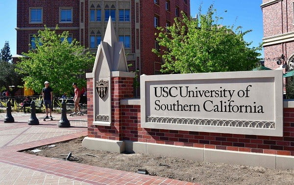 Schools that accept online law students- Southern California university